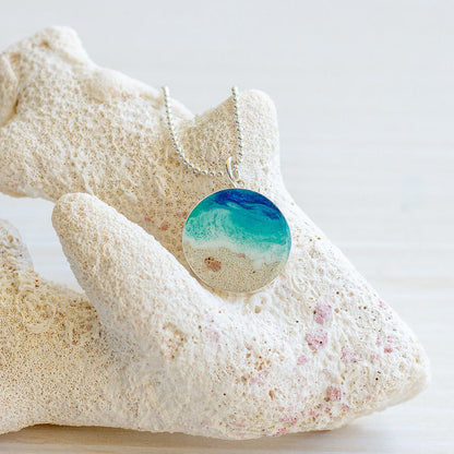 Sand & Sea Round Necklace